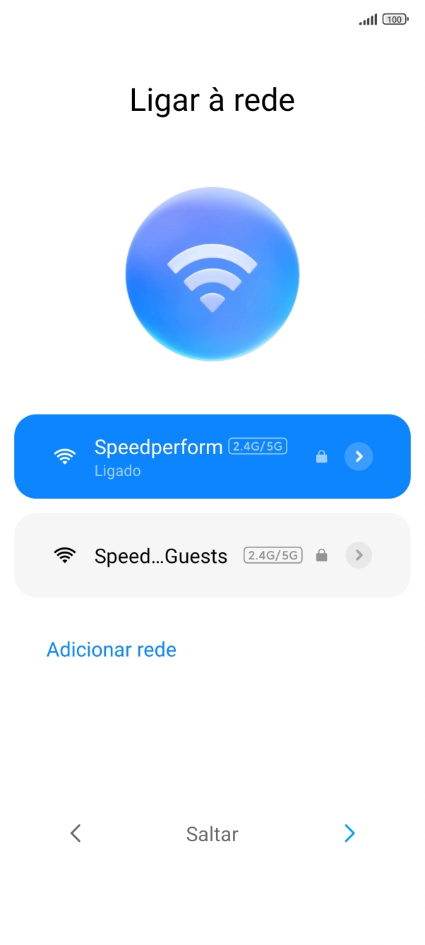 Prima a seta para a direita.
