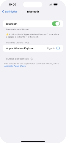 Para voltar ao ecrã inicial, deslize o dedo de baixo para cima a partir da base do ecrã.