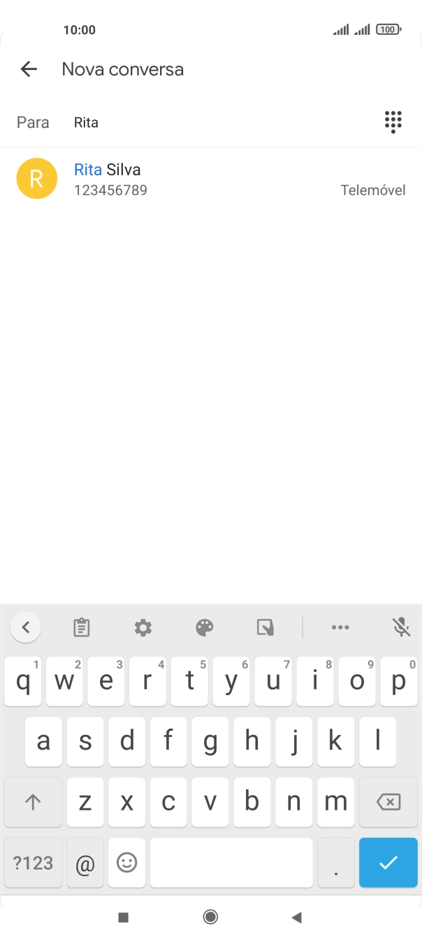 Prima o contacto pretendido.