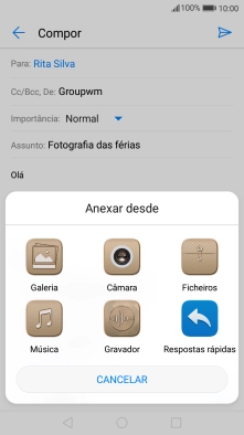Prima Ficheiros e vá até à pasta pretendida.