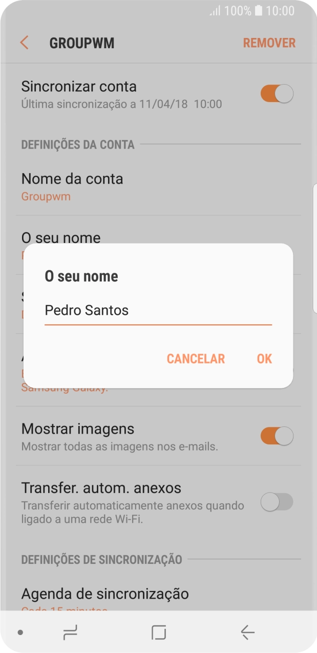 Introduza o nome de remetente e prima OK.