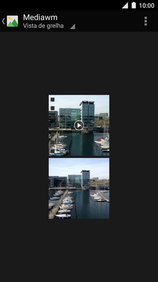 Prima durante um momento a imagem ou o clipe de vídeo pretendido.