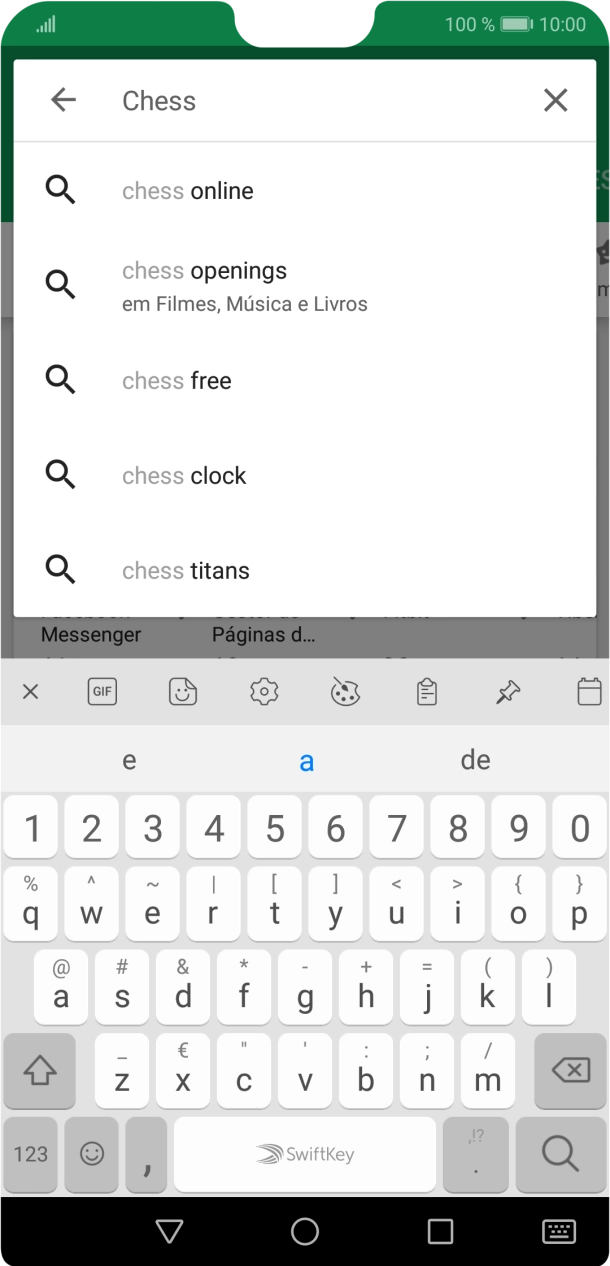 Introduza o nome ou categoria da app pretendida e prima o ícone para pesquisar.