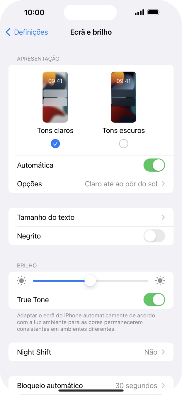 Quando ativar a função, prima Opções e siga as indicações no ecrã para escolher o período pretendido para o Modo Escuro.