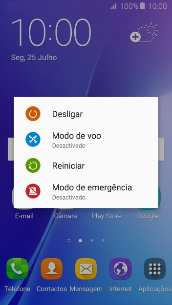 Prima Modo de voo para ativar ou desativar o modo de voo.