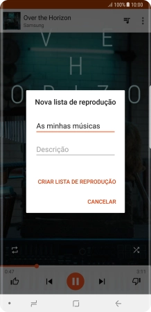 Introduza o nome pretendido para a lista de reprodução e prima CRIAR LISTA DE  REPRODUÇÃO.