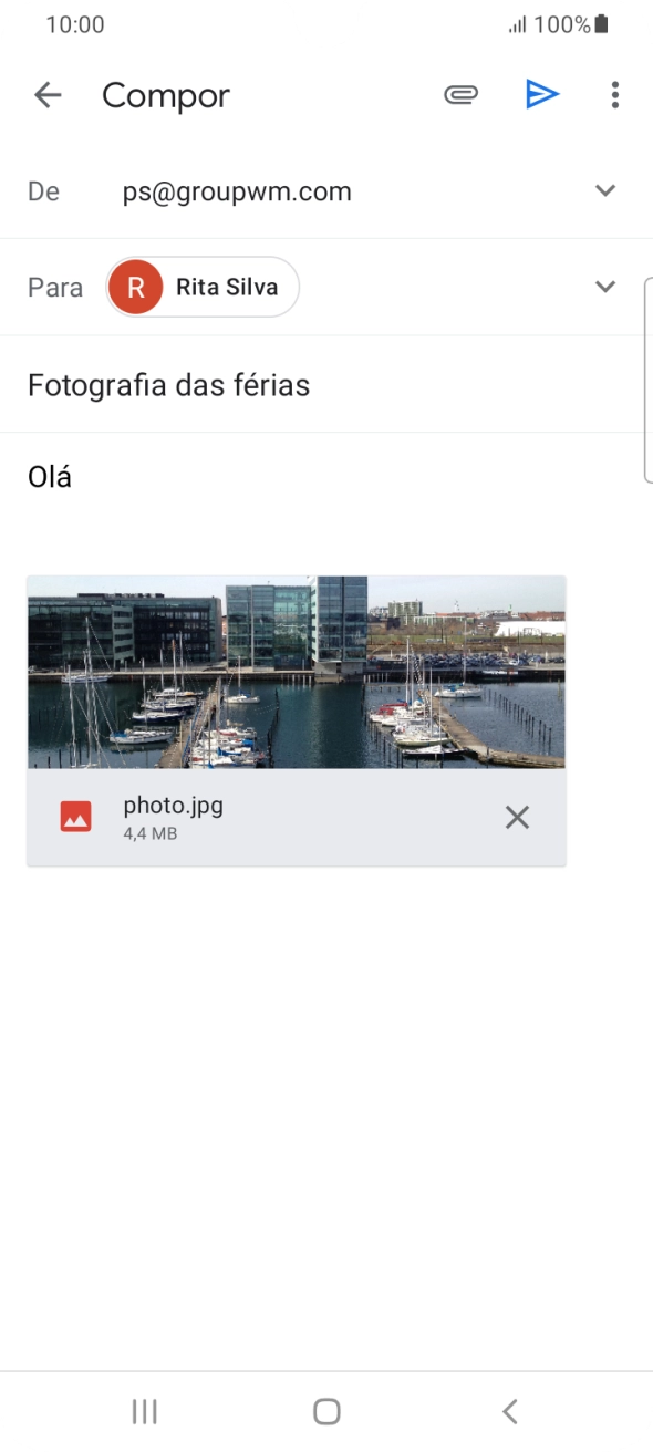 Prima o ícone para enviar quando terminar de escrever o seu e-mail.