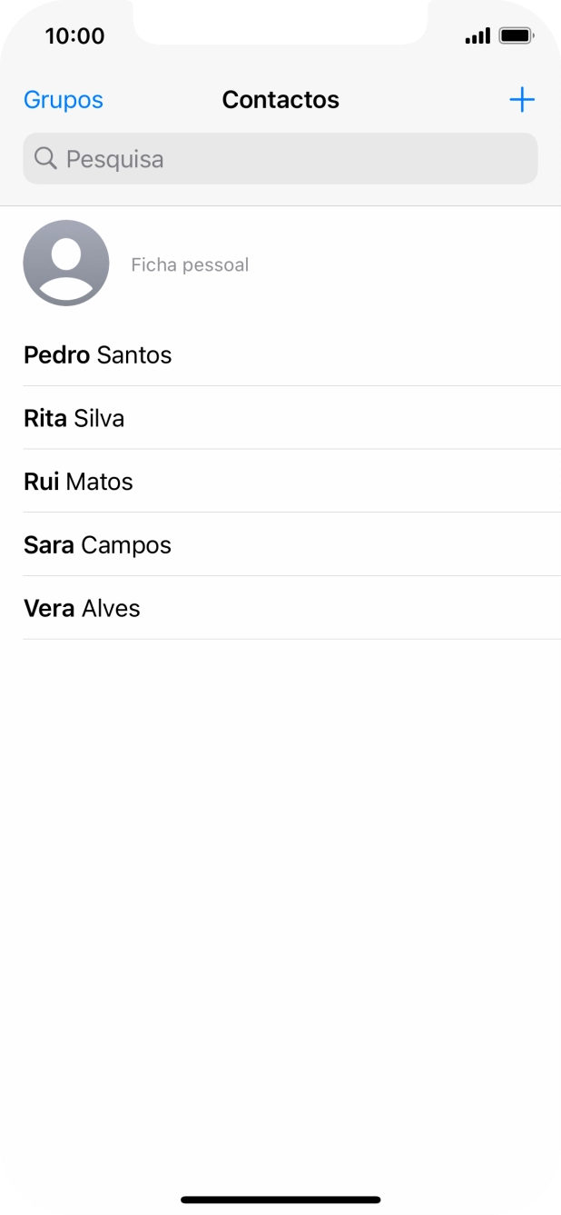 Prima o ícone de novo contacto.