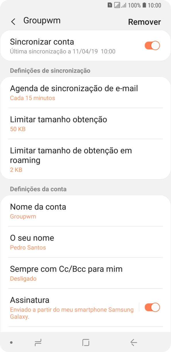 Prima o indicador junto a 