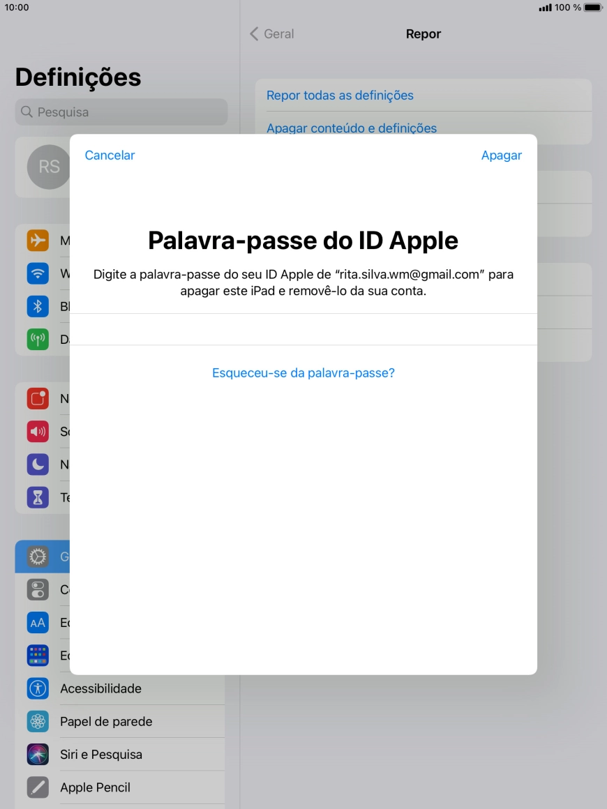 Introduza a password do ID Apple e prima Apagar. Aguarde um momento enquanto o tablet restabelece as definições originais. Siga as indicações no ecrã para configurar o tablet de modo que este fique pronto a ser utilizado.