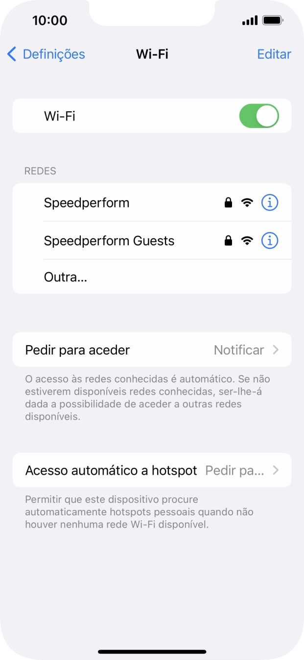 Prima a rede Wi-Fi pretendida e introduza a password da rede Wi-Fi.