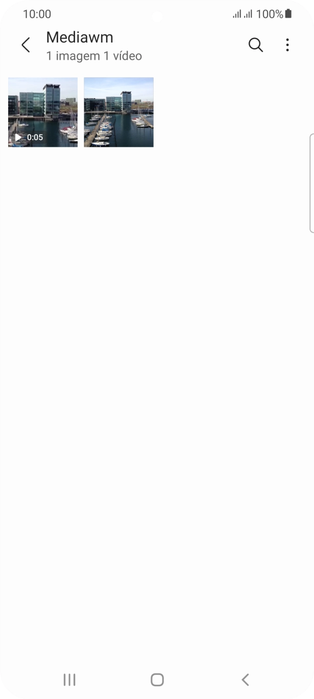 Prima durante um momento uma imagem ou um clipe de vídeo.