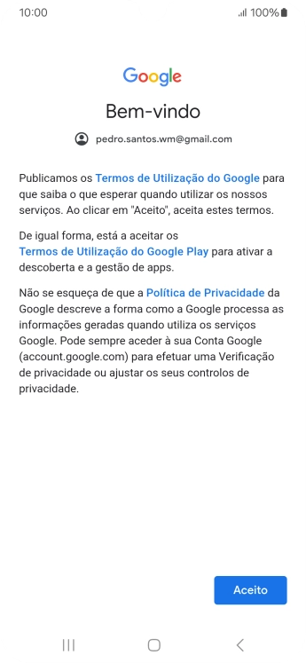 Prima Aceito e siga as indicações no ecrã para escolher as definições da conta Google.