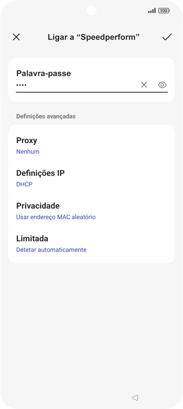 Introduza a password da rede Wi-Fi e prima o ícone para aceitar.