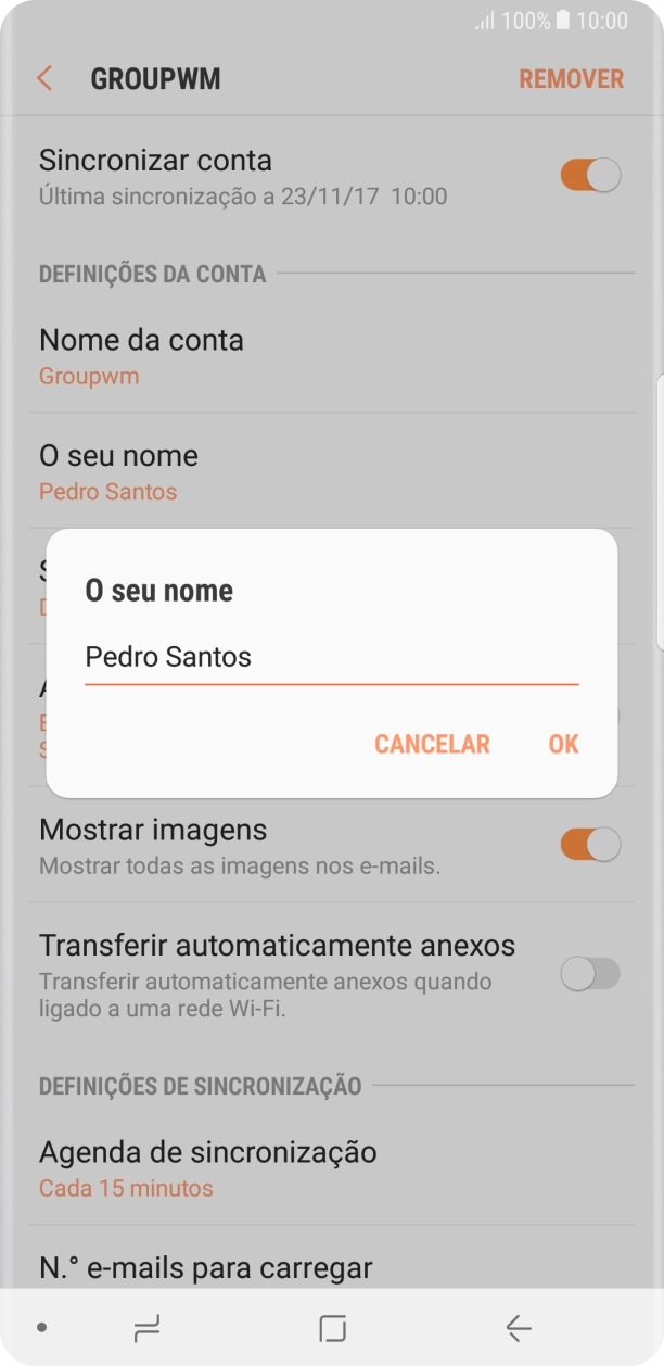 Introduza o nome de remetente e prima OK.