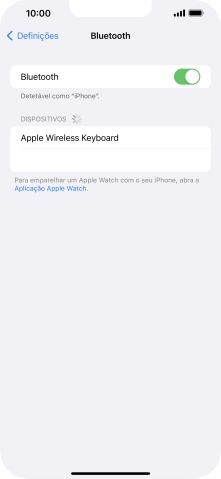 Prima o dispositivo Bluetooth pretendido e siga as indicações no ecrã para emparelhar o dispositivo pretendido com o telefone.