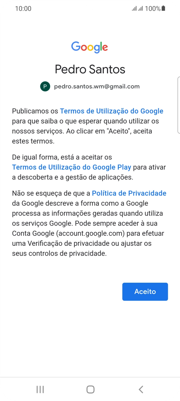 Prima Aceito e siga as indicações no ecrã para escolher as definições da conta Google.