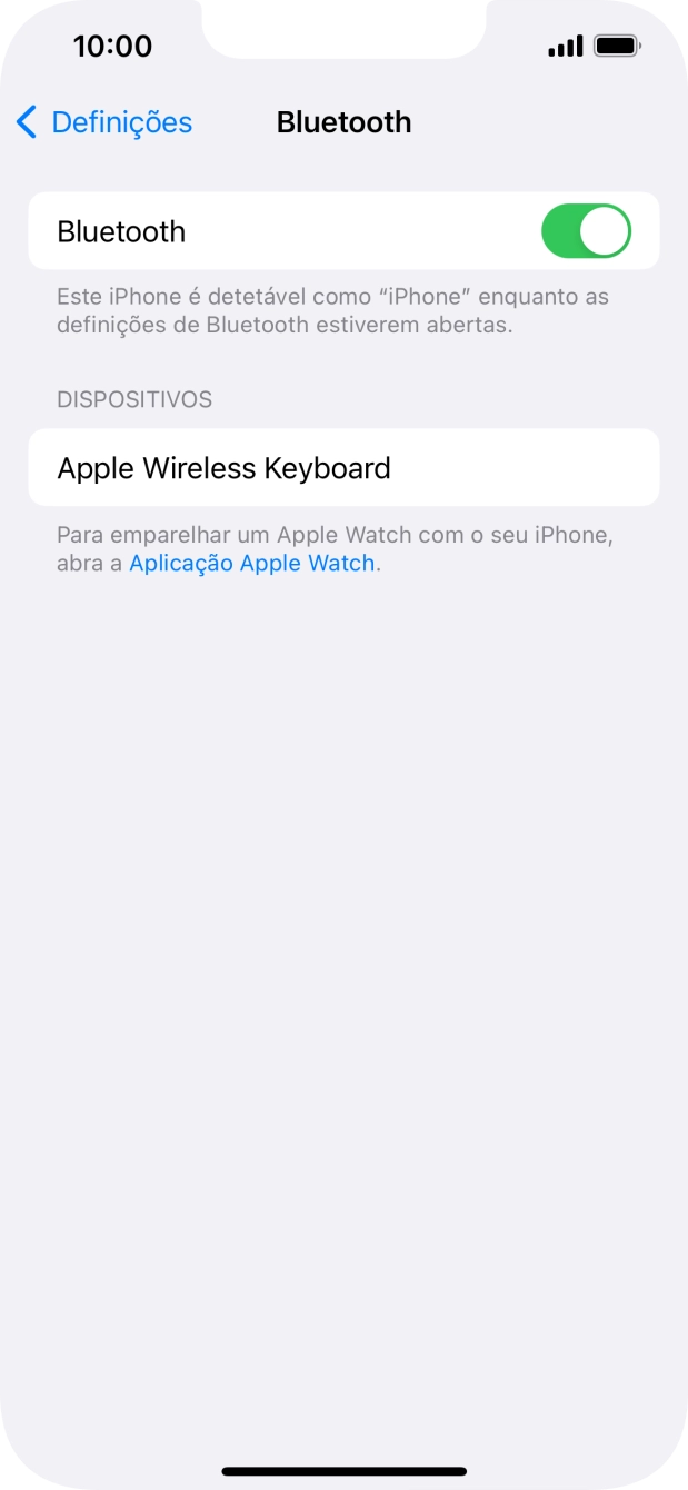 Prima o dispositivo Bluetooth pretendido e siga as indicações no ecrã para emparelhar o dispositivo pretendido com o telefone.