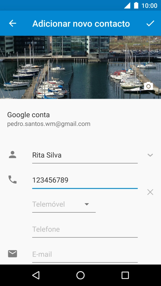 Prima a lista suspensa sob o número de telefone.