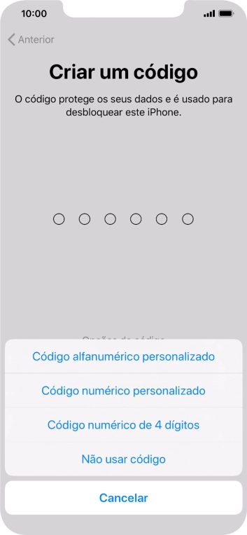 Siga as indicações no ecrã para ativar a utilização do código de bloqueio do telefone ou prima Não usar código.