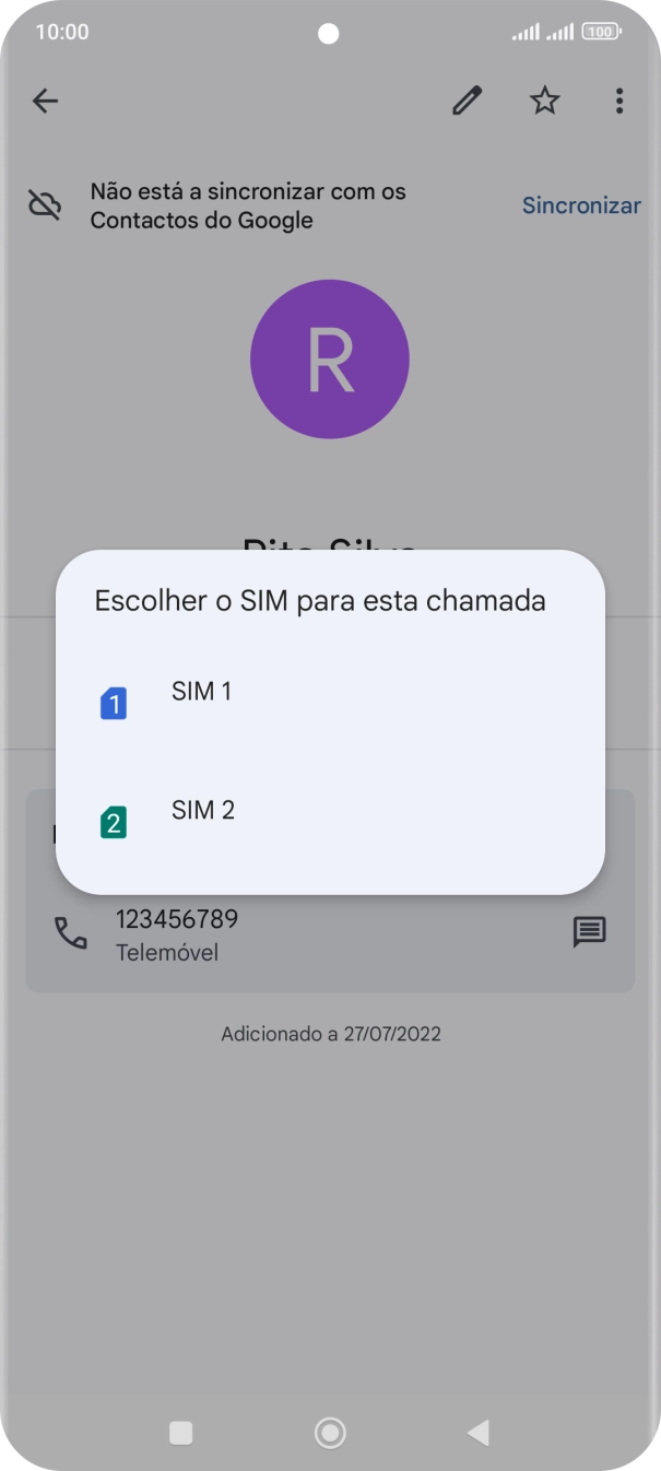 Prima o cartão SIM pretendido.