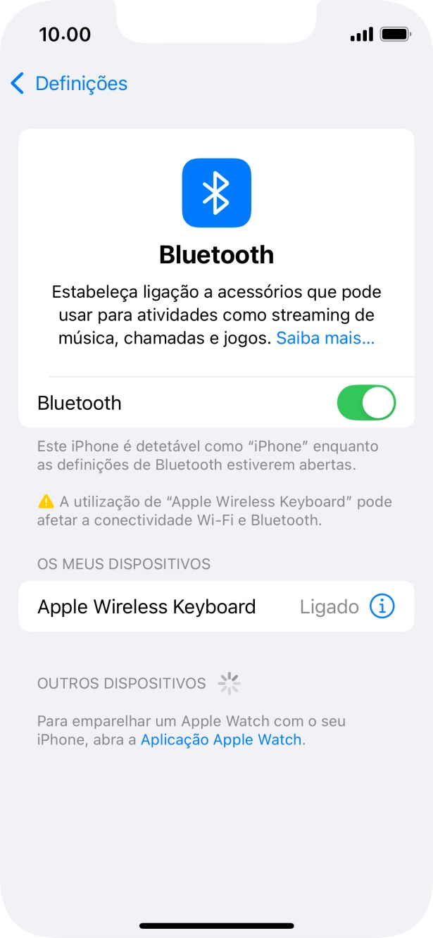 Para voltar ao ecrã inicial, deslize o dedo de baixo para cima a partir da base do ecrã.