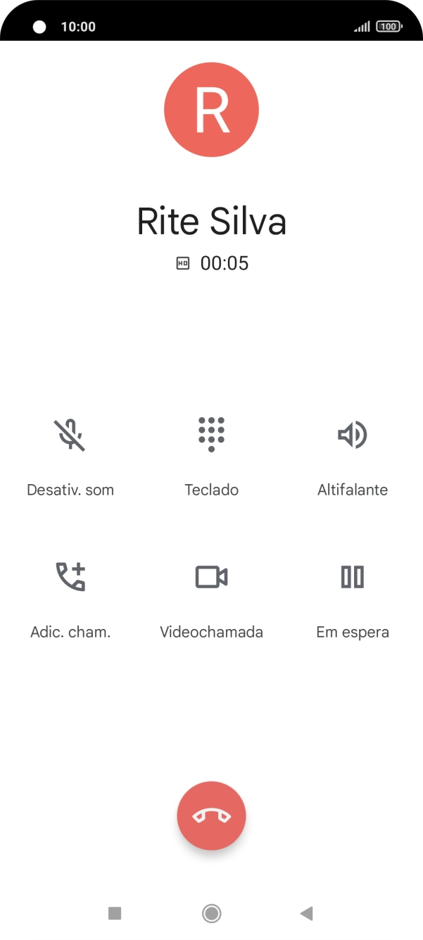 Prima o ícone para terminar a chamada.