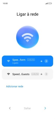 Prima a seta para a direita.