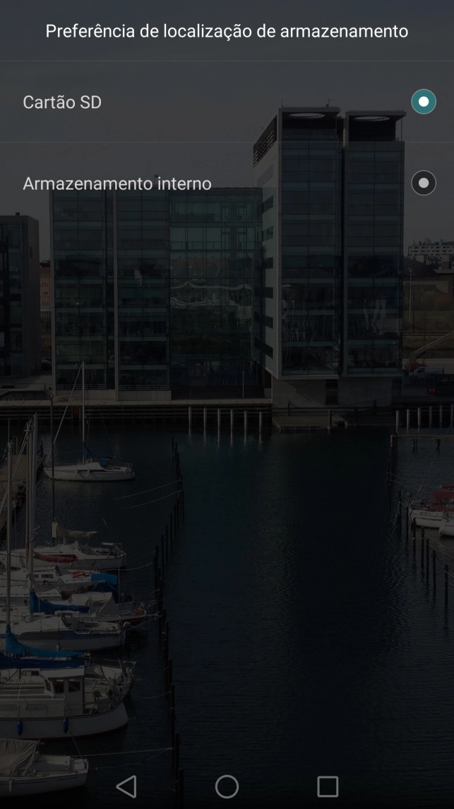 Prima Armazenamento interno para guardar os clipes de vídeo na memória do telefone.
