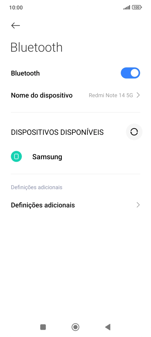 Prima o dispositivo Bluetooth pretendido e siga as indicações no ecrã para emparelhar o dispositivo pretendido com o telefone.