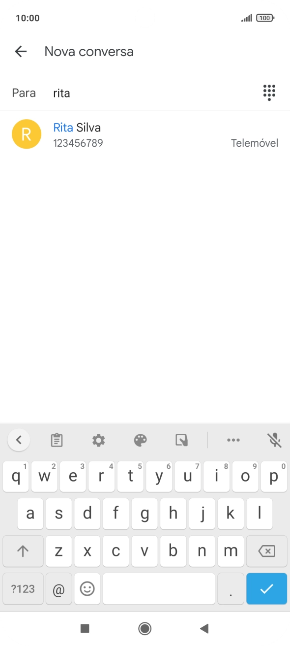 Prima o contacto pretendido.