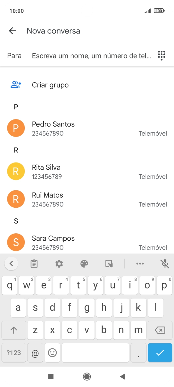 Prima o campo junto a 