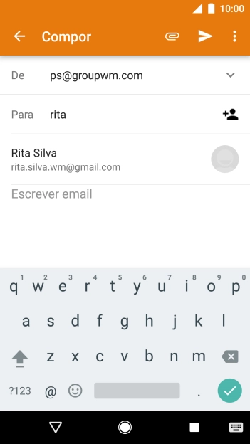 Prima o contacto pretendido.