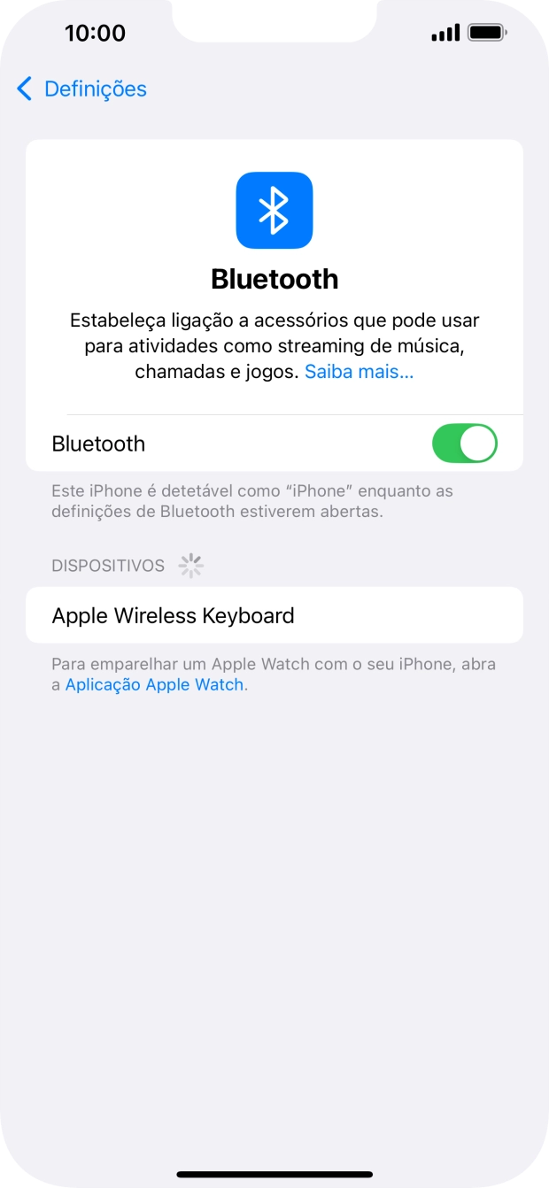 Prima o dispositivo Bluetooth pretendido e siga as indicações no ecrã para emparelhar o dispositivo pretendido com o telefone.