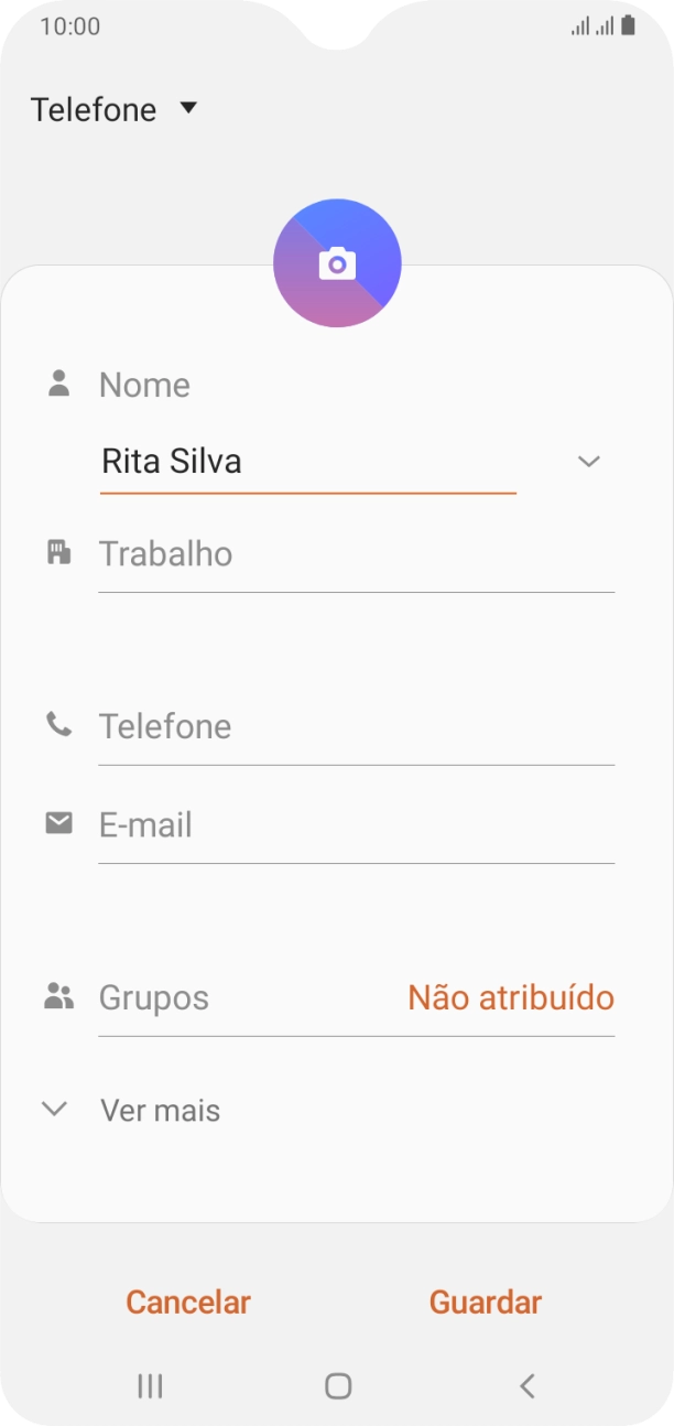 Prima Telefone e introduza o número de telefone pretendido.