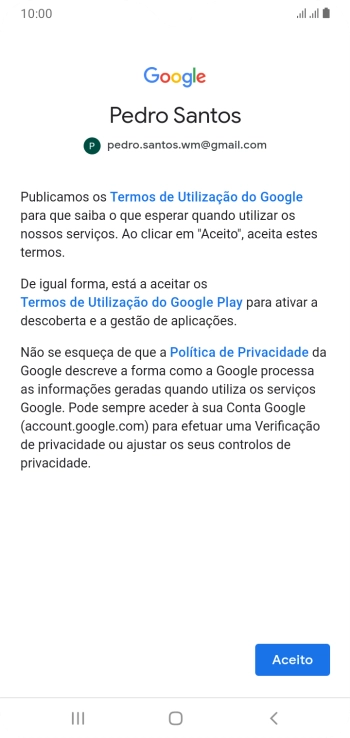 Prima Aceito e siga as indicações no ecrã para escolher as definições da conta Google.