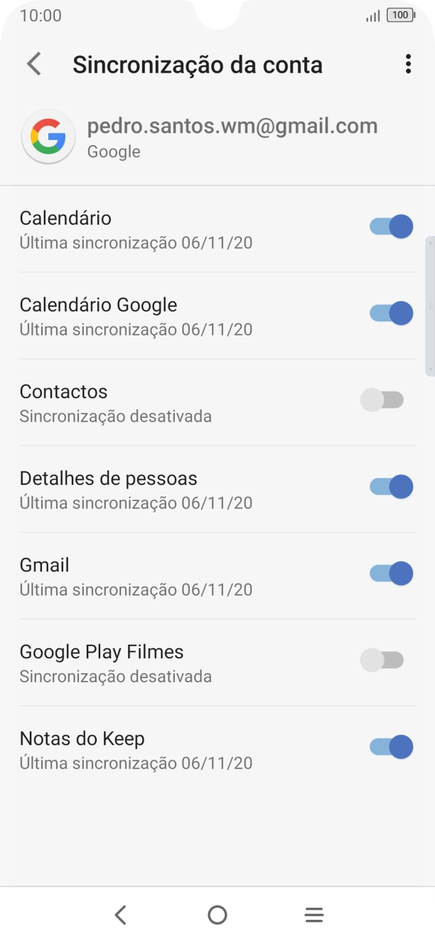 Prima o indicador junto a 