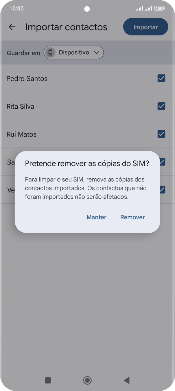 Se pretender manter os contactos importados no cartão SIM, prima Manter.