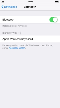 Prima o dispositivo Bluetooth pretendido e siga as indicações no ecrã para emparelhar o dispositivo pretendido com o telefone.