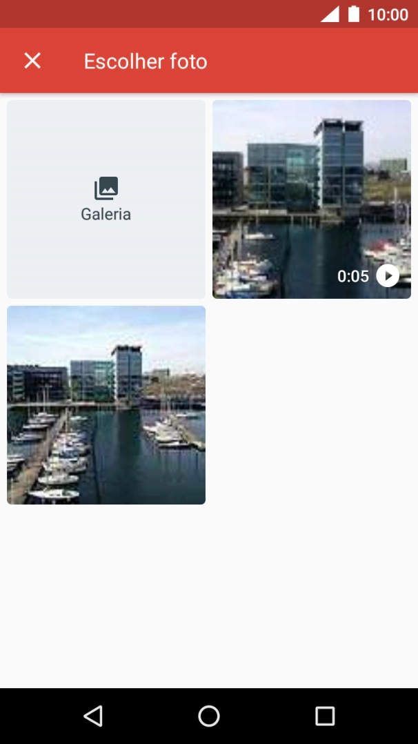 Prima Galeria e vá até à pasta pretendida.