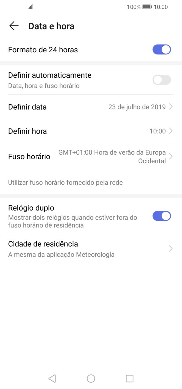 Prima o indicador junto a 