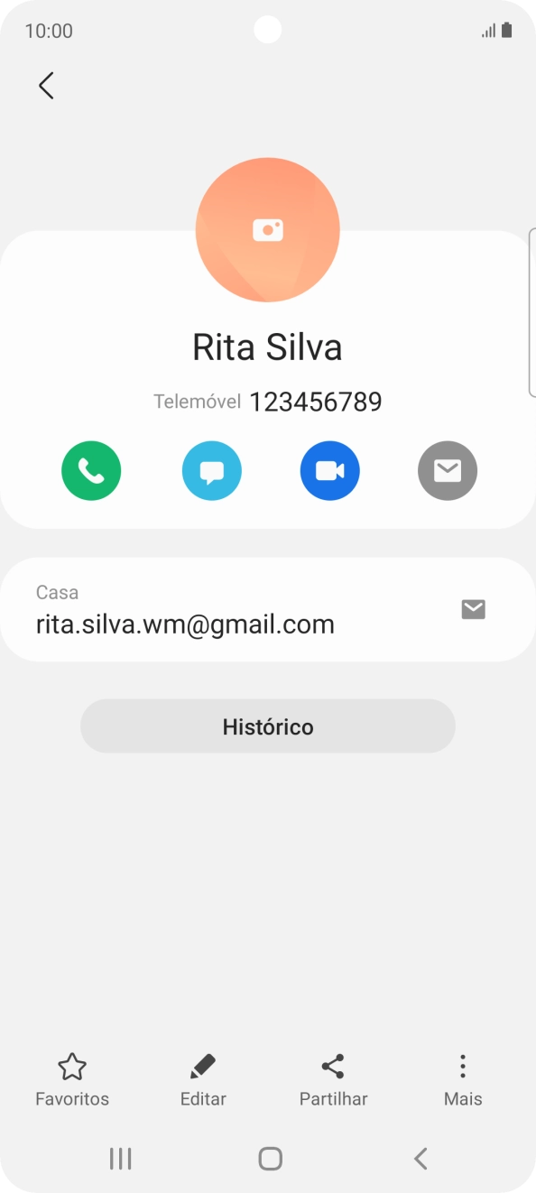 Prima o ícone de chamada.