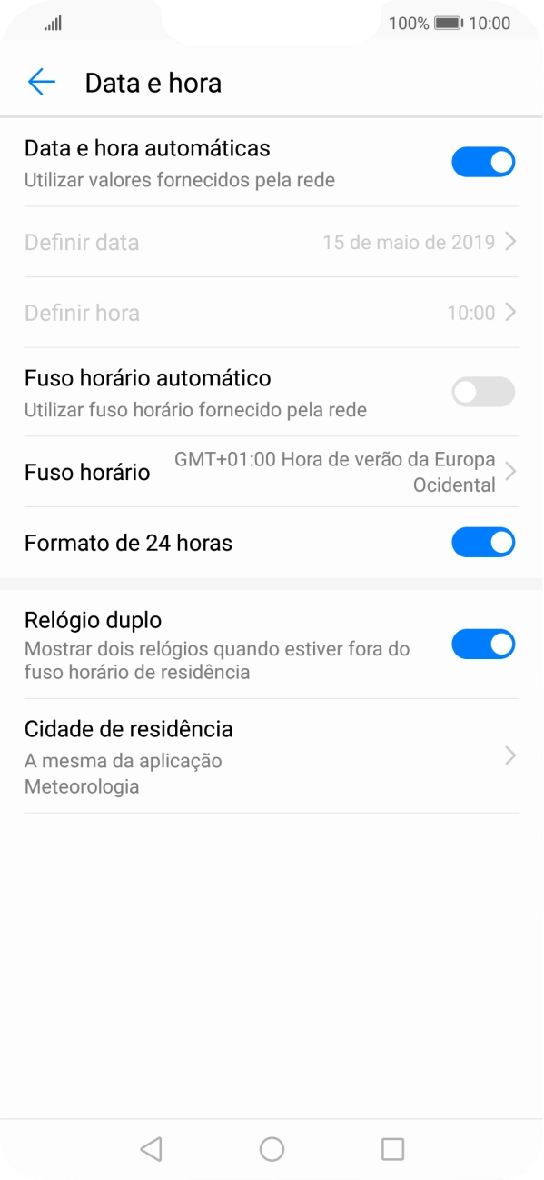 Prima o indicador junto a 