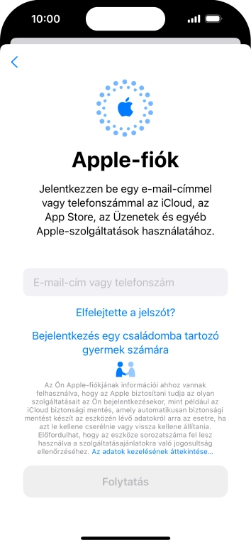 Válaszd az E-mail-cím vagy telefonszám lehetőséget, és írd be a az Apple ID-dhoz tartozó felhasználónevet.