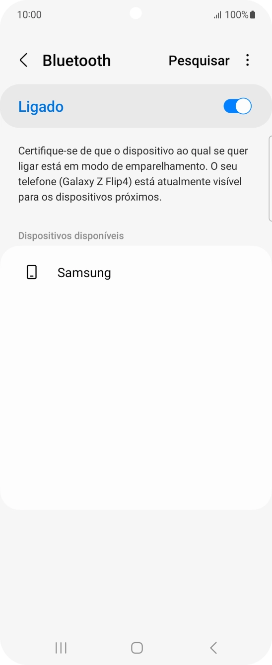 Prima o dispositivo Bluetooth pretendido e siga as indicações no ecrã para emparelhar o dispositivo pretendido com o telefone.