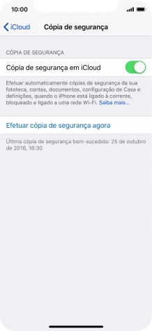 Prima Efetuar cópia de segurança agora e aguarde enquanto é efetuada a cópia de segurança do conteúdo da memória do telefone.