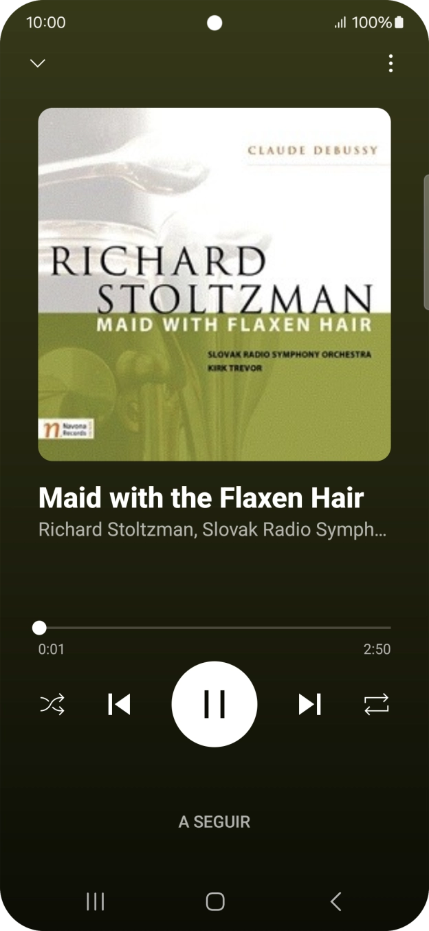 Prima a seta para a direita para ir para o ficheiro de música seguinte.