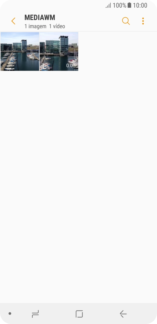 Prima durante um momento uma imagem ou um clipe de vídeo.