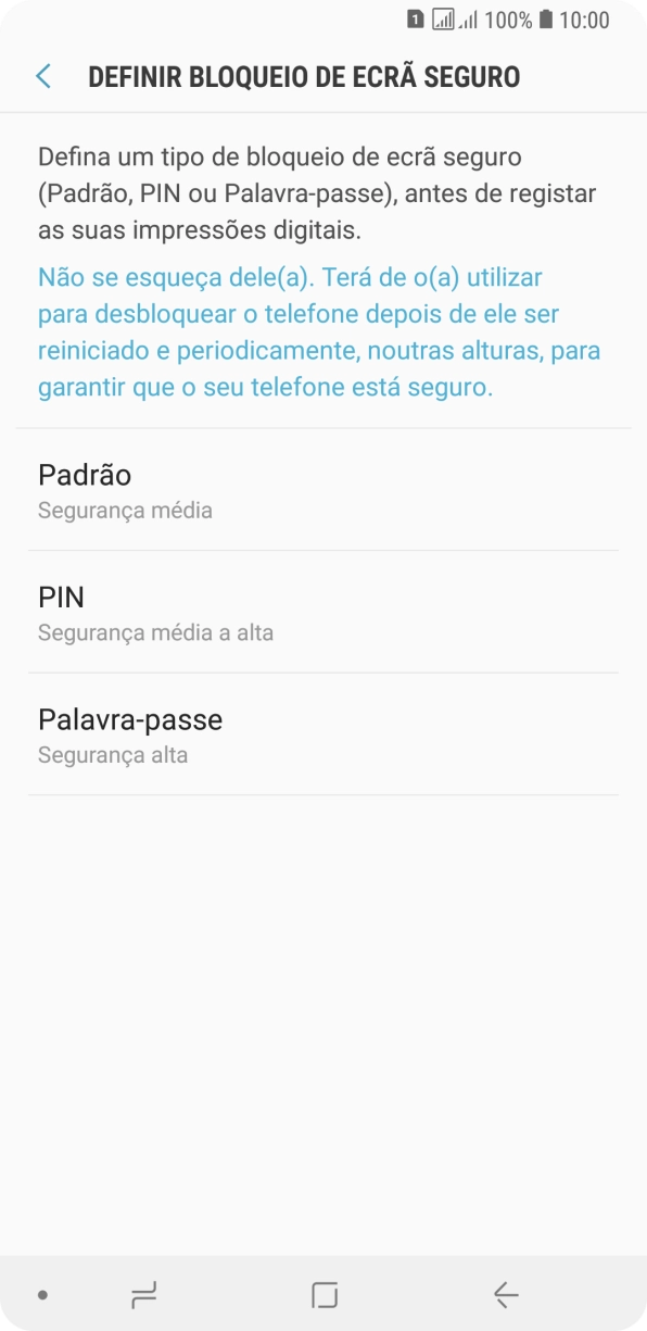 Prima o código de bloqueio do telefone pretendido e siga as indicações no ecrã para estabelecer um código de bloqueio adicional.