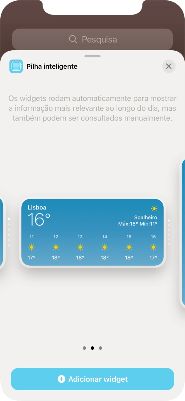 Para escolher a dimensão pretendida para o widget, deslize o dedo para a direita ou para a esquerda sobre o ecrã.